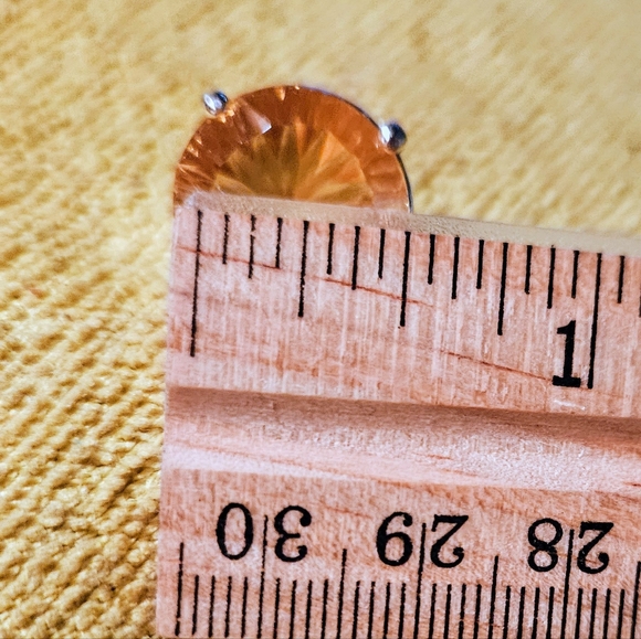 Vintage SAQ yellow stud earrings - Picture 5 of 5